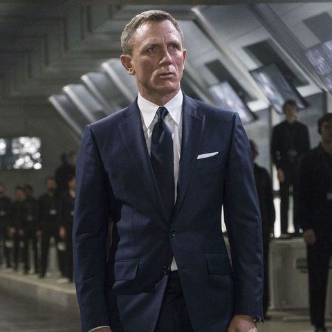 Daniel Craig as 007